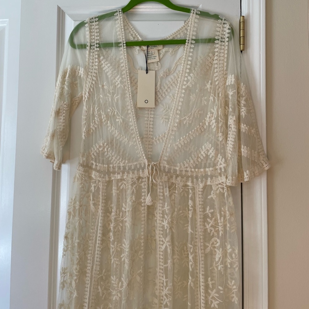 Lace kimono